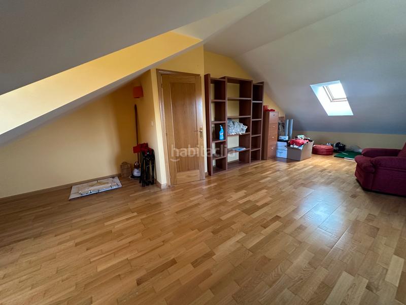 Foto fe1a89e7-99ca-4f89-8204-b5c88e3cef75. Chalet con riscaldamento parcheggio in Fuensaldaña