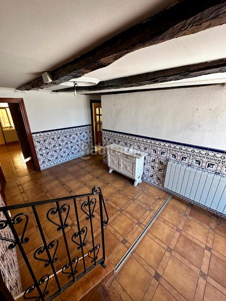 Foto f2837f65-1be6-409a-af77-e5a583f7c8ab. Haus in calle iglesia 17 in Zaratán