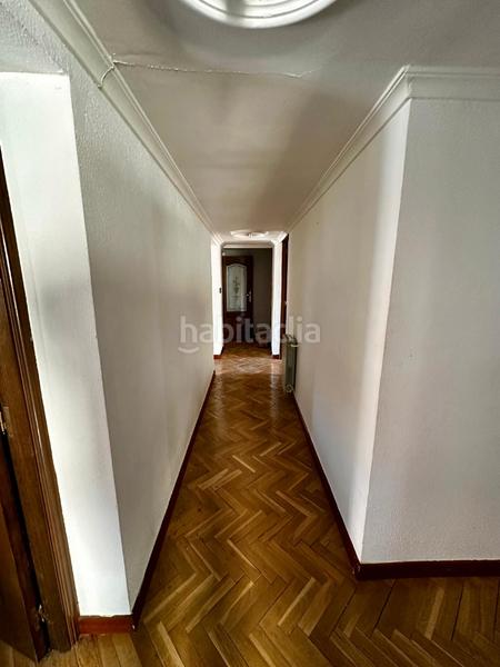 Foto 8b61f507-9520-40d1-826d-0bad28fdfc9e. Maison dans calle iglesia 17 dans Zaratán