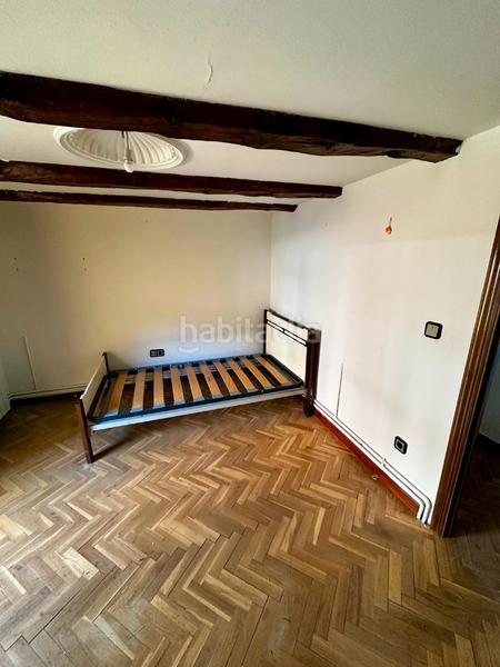 Foto bc482690-d6dc-49d0-9a1d-7841ba7b5ce2. Maison dans calle iglesia 17 dans Zaratán