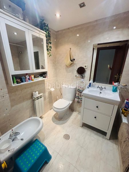 Foto a69133bd-24da-4e44-be63-ace62f3c6f55. Pis amb calefacció aparcament piscina a Parquesol Valladolid