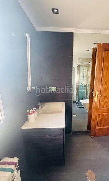 Foto fd5d489d-2fc2-4f5b-aaca-a72954e3c1e2. Pis amb calefacció aparcament piscina a Parquesol Valladolid