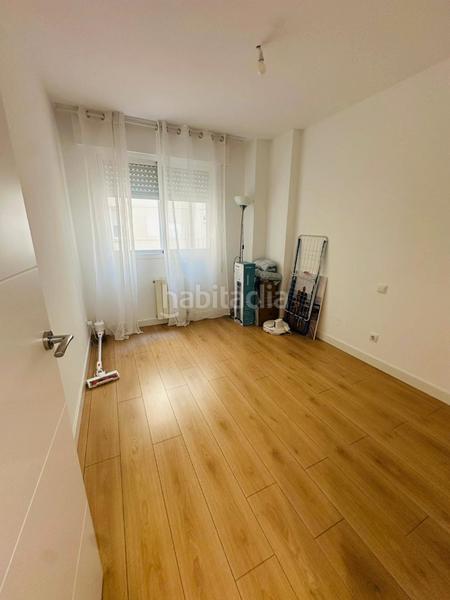 Foto a3a7f923-cd99-4117-bead-76b822459f0f. Appartement dans calle juan garcía hortelano 28 dans Valladolid