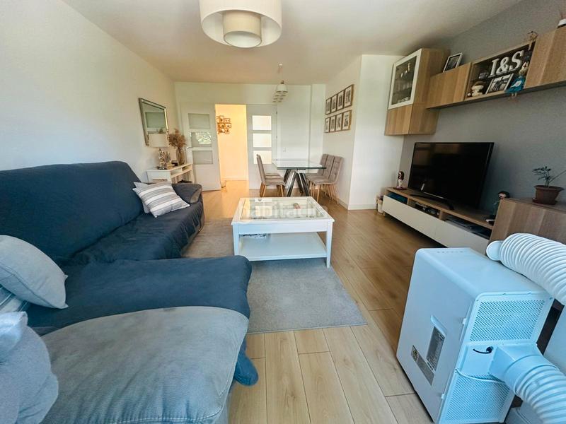 Foto a8befe29-9a3e-4846-9d71-d12ae5206792. Appartement dans calle juan garcía hortelano 28 dans Valladolid