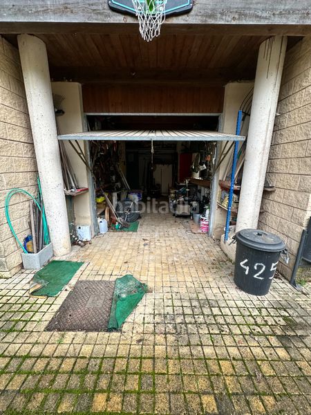 Foto 9e6b8e1d-63ff-490f-a7f1-3fba2e2916f6. Chalet avec cheminée chauffage parking dans Tordesillas