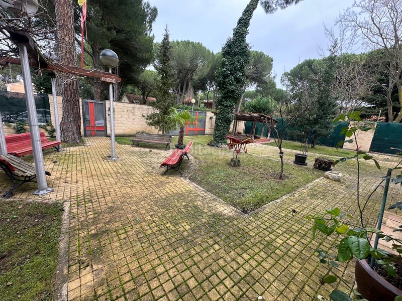 Foto a6ba055a-a2ce-4a2b-b91e-123f0e5eee98. Chalet avec cheminée chauffage parking dans Tordesillas