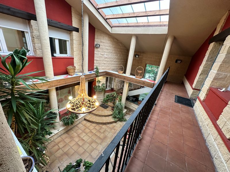 Foto d67a611d-0983-4498-96a7-f444802250ae. Chalet avec cheminée chauffage parking dans Tordesillas