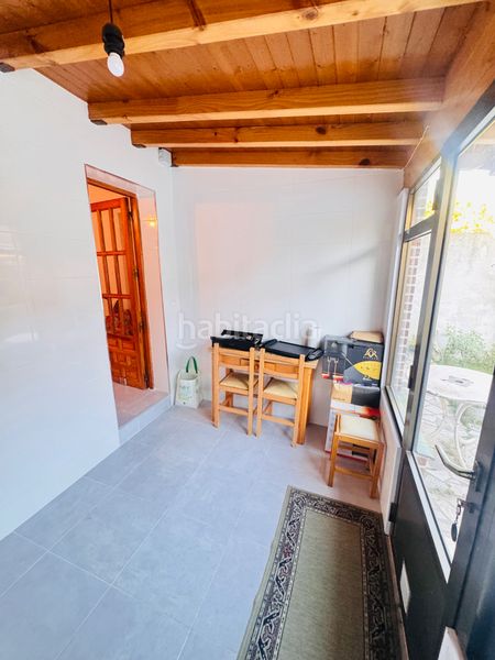 Foto 6f29c2fe-2853-4746-b4fa-3ae4a2e27dd7. Casa adossada amb xemeneia calefacció aparcament a Laguna de Duero