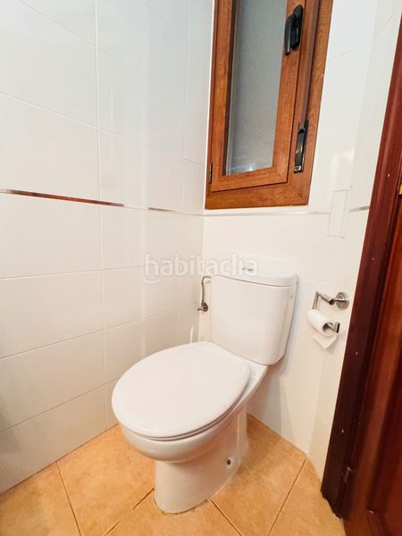 Foto ffbf46cb-fcef-4790-81ec-b37e567f511c. Casa adossada amb xemeneia calefacció aparcament a Laguna de Duero