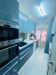 Appartement  Calle del hornija. ¡¡ oportunidad en las delicias !! para vivir o para invertir!!