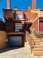 Chalet  Calle cañada real de soria