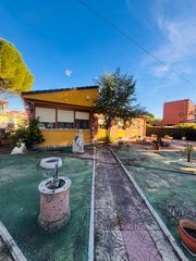 Chalet  Carretera aldeamayor. ¡oportunidad en tudela de duero valladolid! casa independiente p