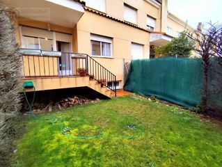 Semi detached house  Cofradia cristo de la salud. Adosado con patio  bodega para e.v.