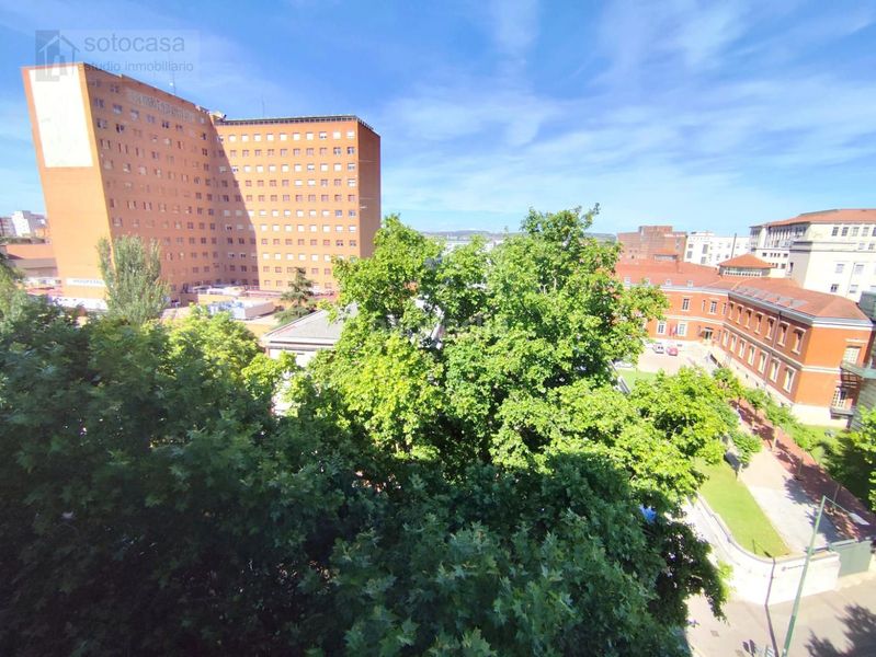 Foto 4af2cd71-8d0d-4d84-92dd-51d31a9865c4. Pis amb calefacció a San Martín Valladolid