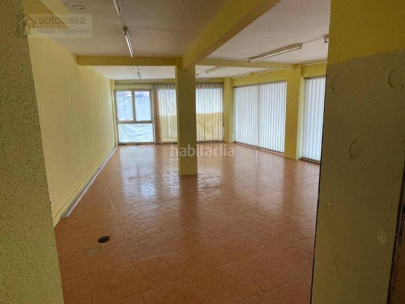 Foto d25b94cd-16d6-4b85-b418-f4b5de415a8c. Local comercial a Íscar