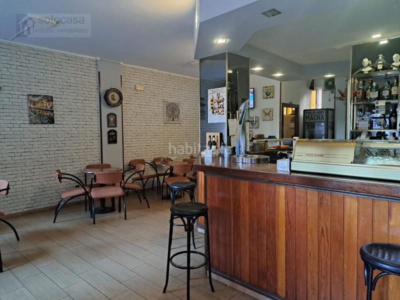 Foto d03048f4-acee-41a0-ad18-4754d01fad72. Local comercial local en venta !! en la calle quebrada nº 8. actualmente funcionando como bar.totalmente reformado, con aire acondicionado, electr en Valladolid