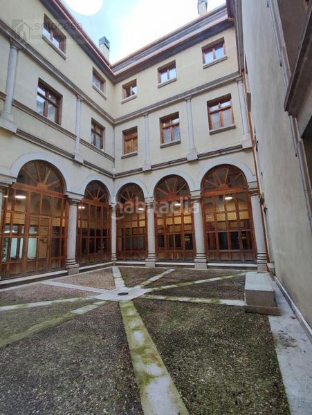 Foto 24b29537-2ec6-4949-971d-537c9e532af1. Local comercial local en calle san ignacio. en San Pablo - San Nicolás Valladolid