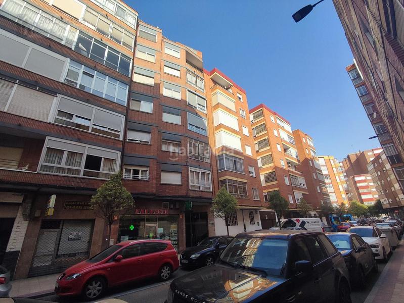 Foto 6516e59c-33c1-4e5f-86b3-3992a85f56db. Flat in doctor esquerdo 12 in Hospital Valladolid