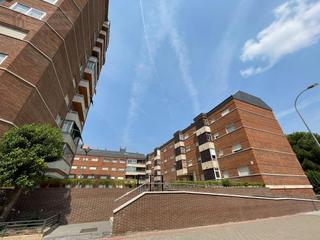 Pis  Miguel angel blanco. Amplia vivienda junto a la avda de salamanca