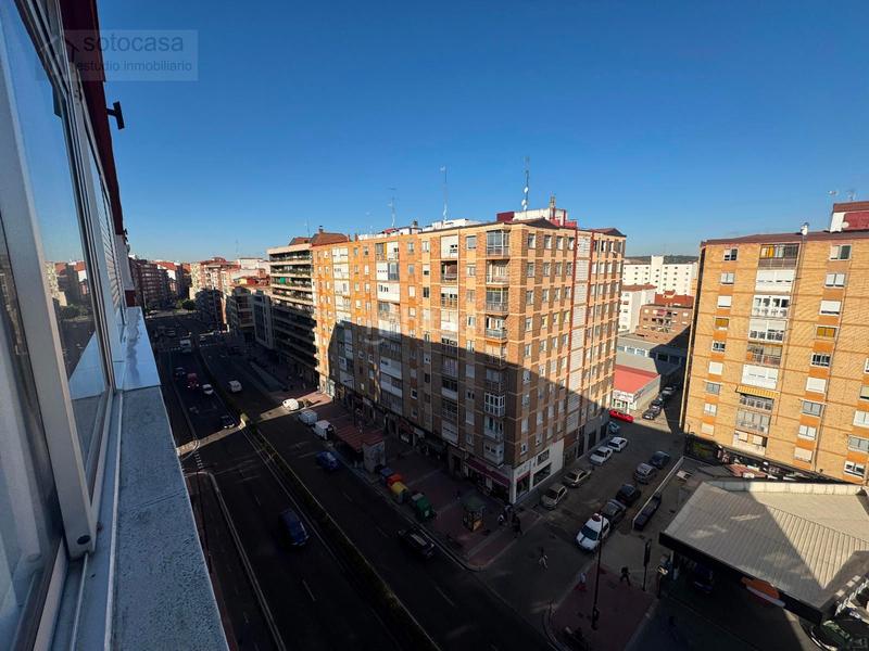 Foto 2b68a58c-c616-40ff-ae31-00db8ed52167. Etagenwohnung mit heizung parking in Hospital Valladolid