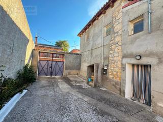 Maison  Carretas. Casa grande en renedo esgueva con terreno.