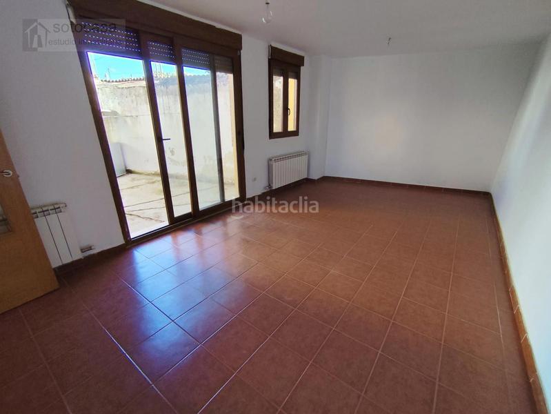 Foto 0e51b2cc-7d61-4053-850a-644a8243fbc9. Semi detached house with heating parking in Corcos