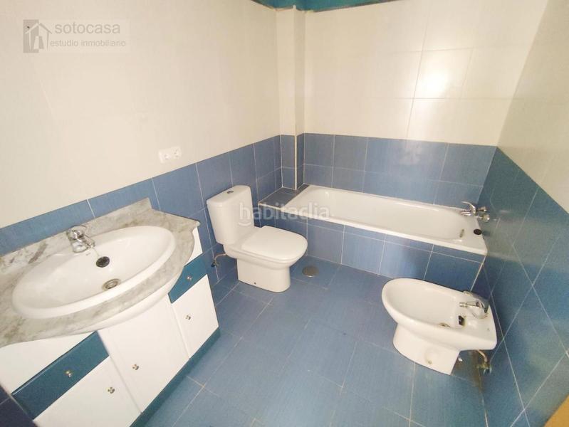 Foto 9d5420db-ceda-4727-8a60-931b67fff847. Semi detached house with heating parking in Corcos