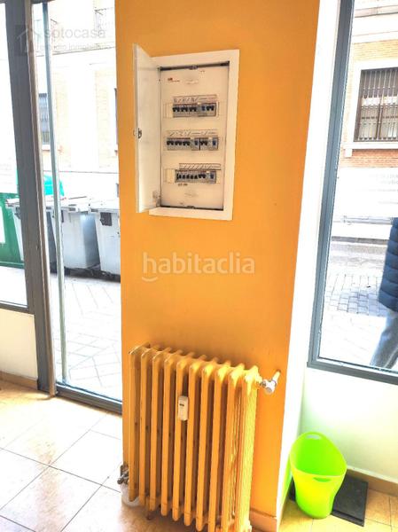 Foto a3a018c7-b8e3-439c-8820-2fc6f062c2a4. Alquiler local comercial en felpe ii 15 en San Martín Valladolid