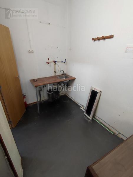 Foto b854653d-373d-428e-ac6b-4e2b3f3026dc. Rent business premise in La Victoria - Puente Jardín Valladolid