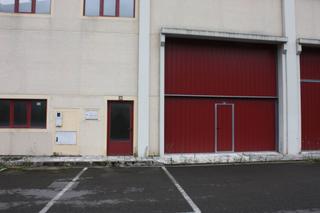 Nau industrial a Corrales de Buelna (Los). Nave a estrenar de hormigón