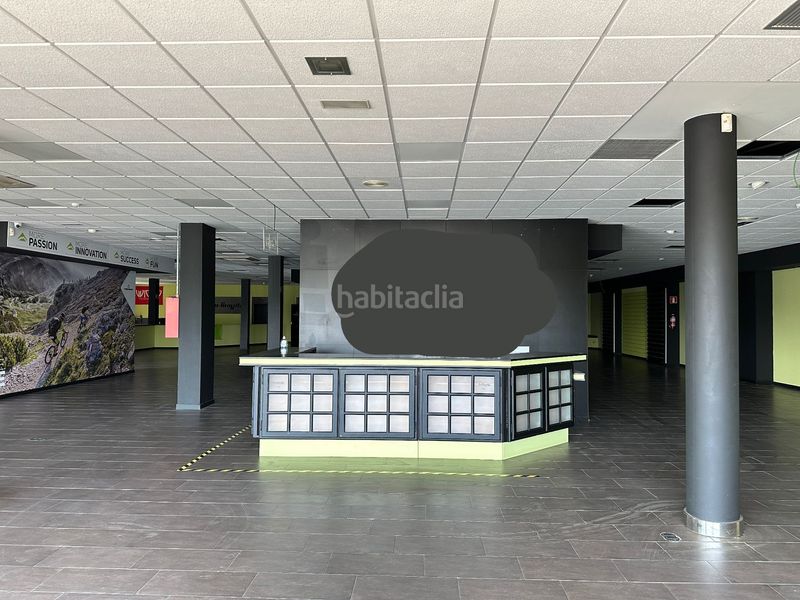 Foto 90391450-8788-4e61-a9e2-7794c4240ab8. Location local commercial dans Maliaño Camargo