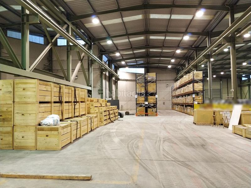 Foto 9dca8c28-8c38-4e2a-a28d-6734b88320f7. Nau industrial a Bárcena de Cicero