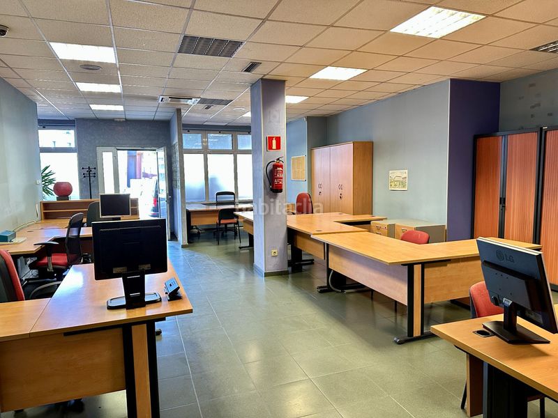 Foto ec047f2e-e149-40fb-8e38-efbfadf81e88. Location bureau dans Centro Torrelavega
