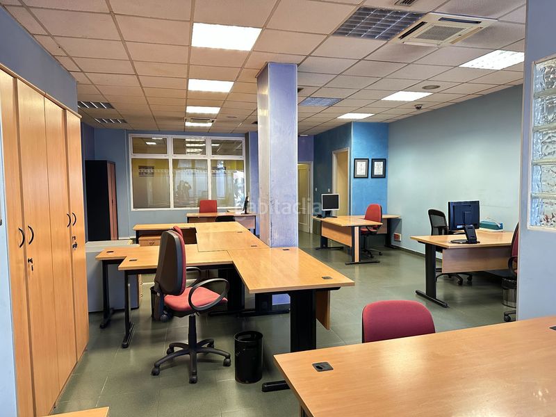 Foto cd9f7ab2-9179-4afe-a50a-a70d05e157e7. Miete büro in Centro Torrelavega