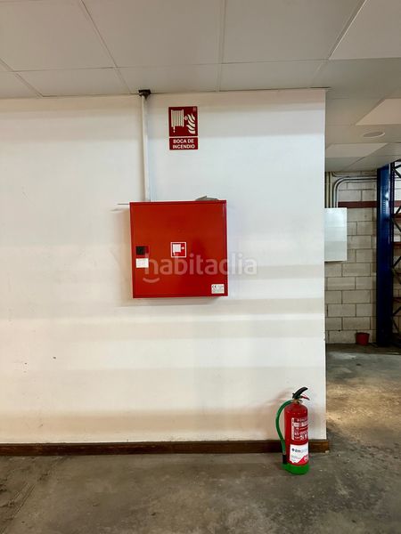 Foto 33e4e110-7363-43e3-89cd-8a6fdf7b464b. Nau industrial a Cartes