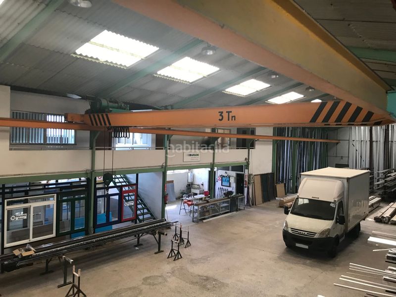 Foto 0db7c0e4-9da4-4e80-952a-3cb6b3e934b1. Industrial building in Cartes