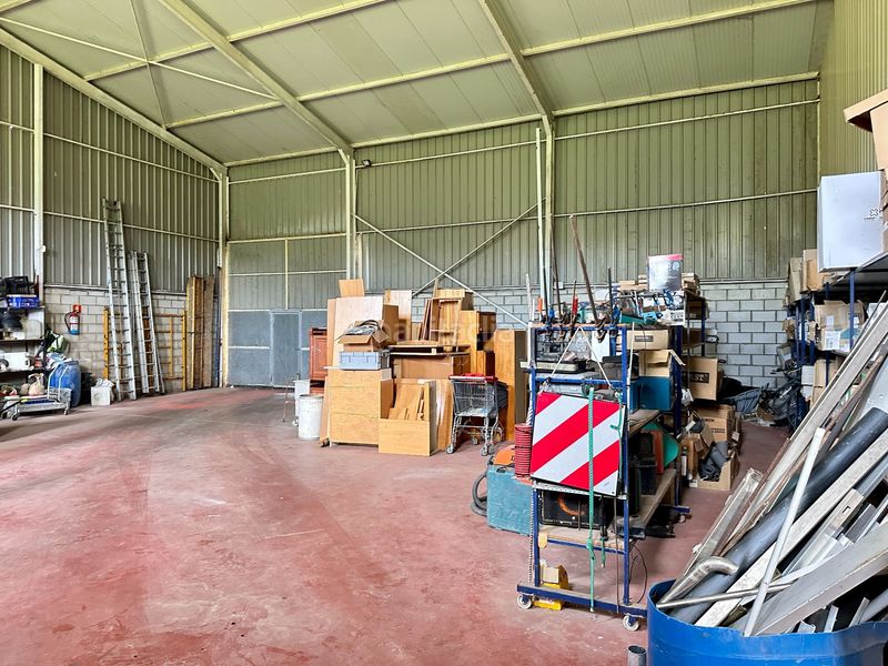 Foto c0a1110e-66cd-48e8-b20e-3075d4e7c28a. Location bâtiment à usage industriel dans Ajo Bareyo