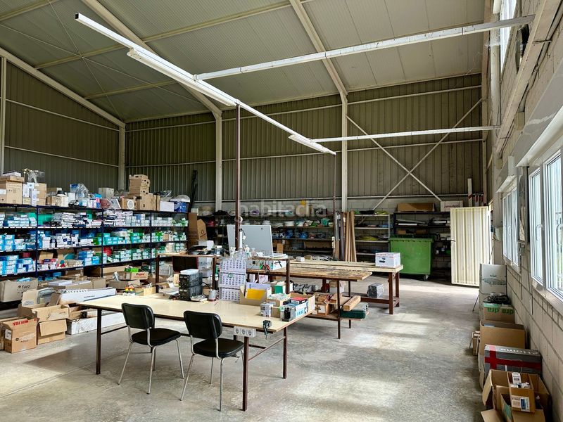 Foto f177c8c3-2625-4267-866e-2f7e34cf980c. Location bâtiment à usage industriel dans Ajo Bareyo