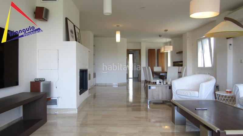 Foto 6a39511f-cfd8-42bc-8071-65a54c7efe34. Doppelhaus mit heizung parking in Encinillas