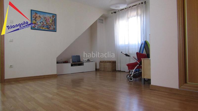 Foto 0a6b64c4-5df5-47b4-bf00-822d7dd863ff. Maison jumelée avec chauffage parking dans Encinillas