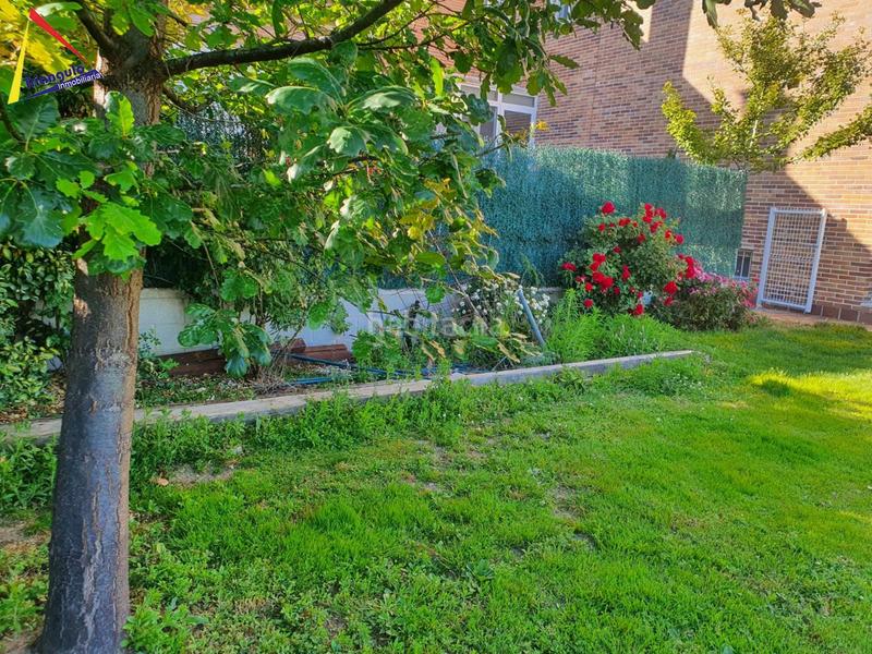 Foto 348d2a24-d177-400d-a0ff-a9d58a82fc42. Maison jumelée avec chauffage parking dans Encinillas