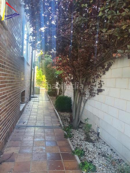 Foto 4fc55447-725c-4100-b440-18102e8705dc. Maison jumelée avec chauffage parking dans Encinillas