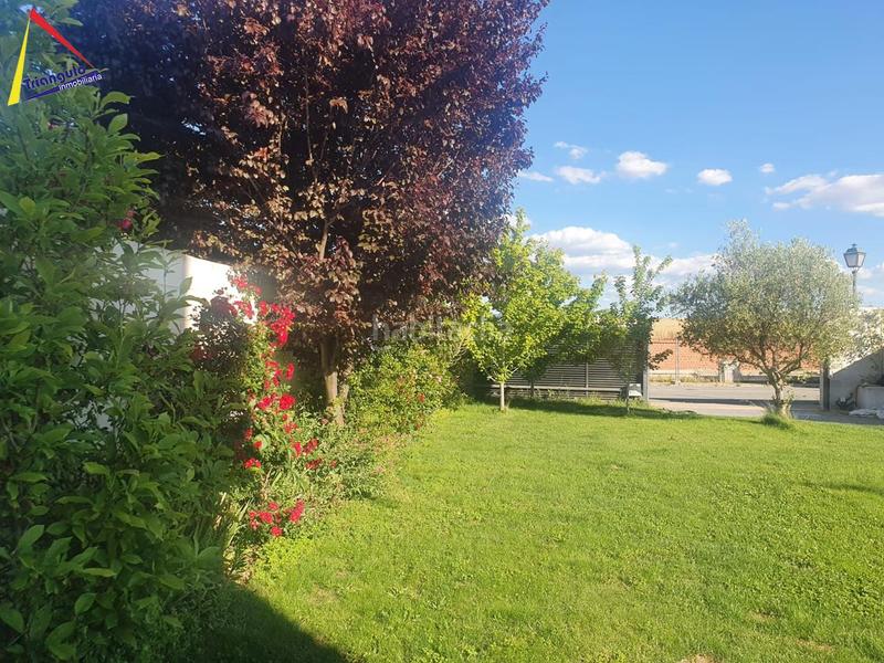 Foto 8db8375d-cfce-4c0e-96a1-dbf7e37702b1. Maison jumelée avec chauffage parking dans Encinillas