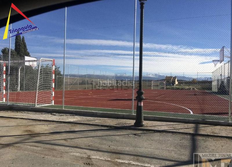 Foto b3d5f985-e6bb-4216-b3c8-c3f0dbea1740. Maison jumelée avec chauffage parking dans Encinillas