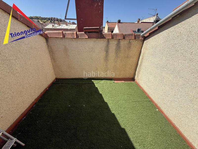 Foto acd983e7-b9a5-466f-9a9f-97c6fdd0ae35. Piso duplex de 4 dormitorios en san lorenzo en Via Romana Segovia