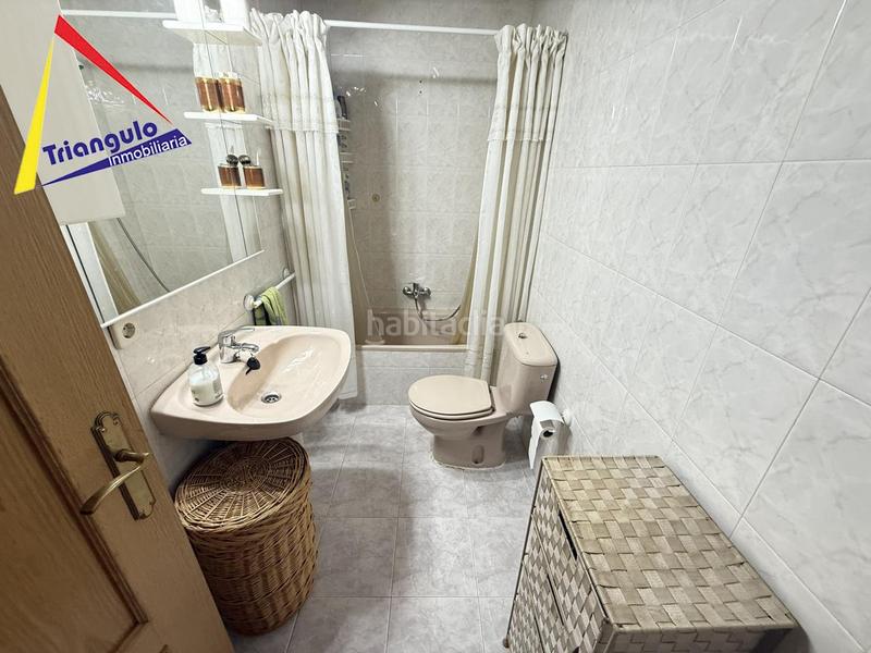 Foto e75dd9ea-f8c9-47d3-8deb-02121655e90f. Piso duplex de 4 dormitorios en san lorenzo en Via Romana Segovia