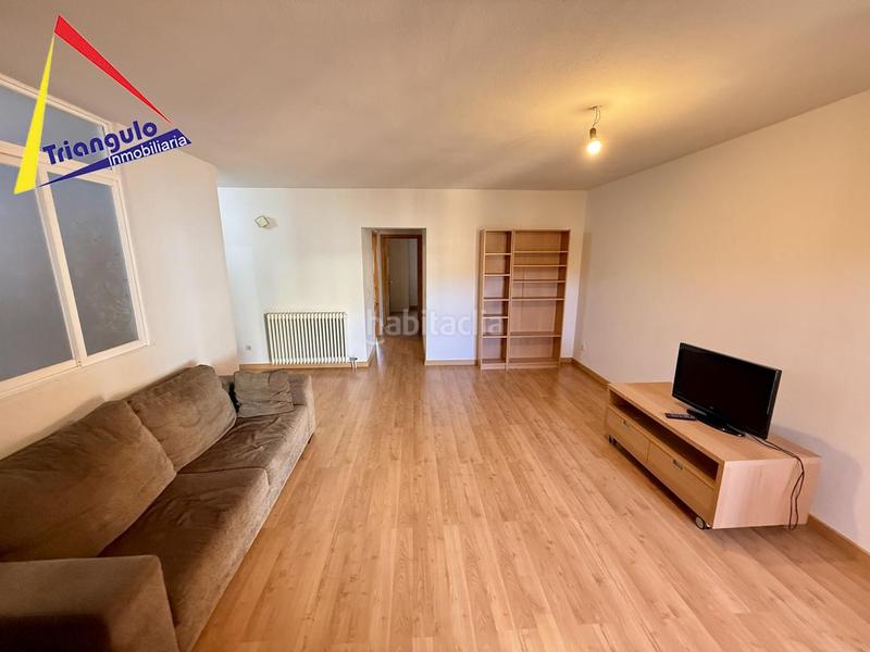 Foto 11cbafe7-167f-48c2-9a41-78910591d5bc. Flat with heating pool in San Cristóbal De Segovia