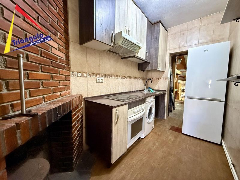 Foto 57302fc6-526c-4b6c-b5d4-c0e97d64e003. Casa amb calefacció aparcament a Añe