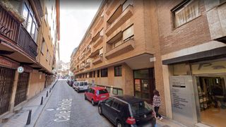 Lloguer Local Comercial a Centro. Local pequeño pero con muchas posibilidades, una estancia en pla