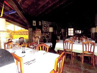 Local Comercial a Torrecaballeros. Restaurante completamente equipado, sistema de calefacción de ga